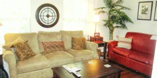 Great location less than a mile from King St. Metro! Great location less than a mile from King St. Metro! Gallery 7