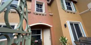 943 SW 143rd Ter Gallery 1