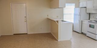 2-Bedroom Duplex in Edison 2-Bedroom Duplex in Edison Gallery 5