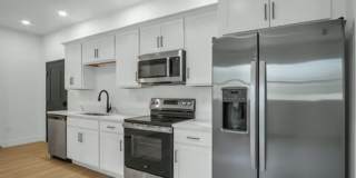 1309 N Bridge Street Gallery 47