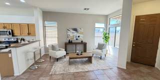 3-bedroom plus den 2-bathroom, 3 car garage! Spacious Backyard! Gallery 1