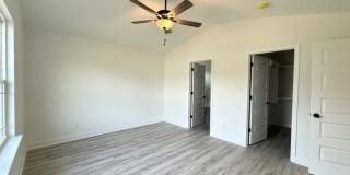 For Rent 3 Bedroom 2 Bath Home + Bonus Room Gallery 5
