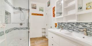 212 SW 1st Ave Gallery 21