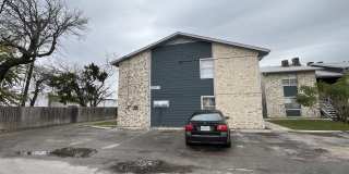 2203 Jennifer Dr. - 3 Gallery 2