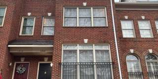 1516 N COLONIAL Terrace Gallery 1