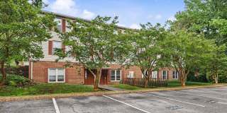 Spacious Studio condo Gallery 1