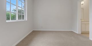 2 bedroom 2.5 bathroom Townhome in Cypress Landing Gallery 15