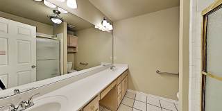 Spacious and Beautiful 4 bedroom 2 bath home located in NW OKC Gallery 23