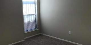 Lakeside Village Gallery 10