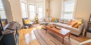 35 1/2 Essex StreetUnit 2 Gallery 1