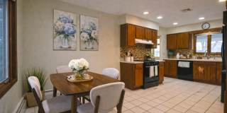 18 Strathmore Village Drive Gallery 8