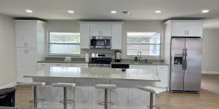 8242 SANDBERRY Boulevard Gallery 2