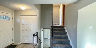 Beautifully updated 3 bedroom 2 bath home in Greeley! Gallery 7