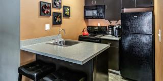 Edgewater Court Apartments Gallery 20