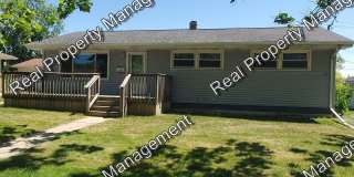 Three Bedroom Crown Point Ranch Gallery 1
