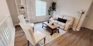 Room in 6 Bedroom Home at Henslowe Dr Gallery 5