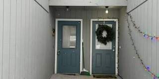 2 Bedroom Eagle River Townhome! Gallery 7