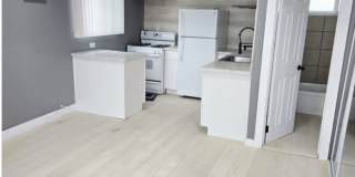 1704 Una Street, Gallery 1