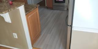 8523 ELECTRIC Avenue Gallery 5