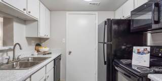 Sheridan Springs Apartments Gallery 10
