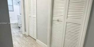 9248 Collins Ave Gallery 10