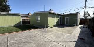 3-Bedroom, 1-Bathroom Home with Large Yard & Garage in South San Francisco Gallery 18