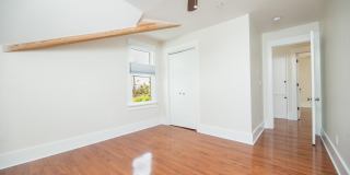 69 W Lynwood Street Gallery 33