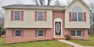 3 Bed / 2 Bath Single Family Home Gallery 1