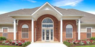 2-Bedroom Apartment Available Now (Lifestyle, Balance, Style) Gallery 1