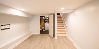 Contemporary Three Bedroom Home in Point Breeze Gallery 27