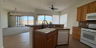 3 BR on the GOLF COURSE with POOL-Laughlin Ranch Association Gallery 13