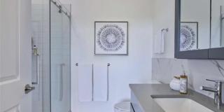 250 AVENUE E Gallery 4