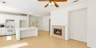 Bright  Spacious 3-Bedroom 2.5 Bath Home in Gated Oak Creek Community Gallery 1