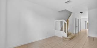 1575 NE 33rd Avenue Gallery 21