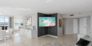 19195 NE 36th Ct Gallery 4