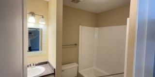 2 Story Townhouse in Hawthorne Reserve Gallery 14