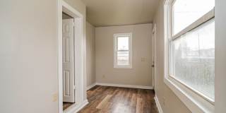 2009 Sullivant Avenue Gallery 2