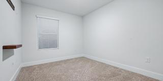 2946 Overcup St Gallery 17