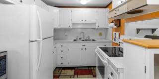 1406 Archmere Square N 1406 Archmere Square N Gallery 1