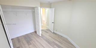 4950 Tradewinds Ter Gallery 13