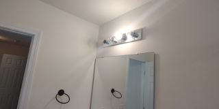 Room in 4 Bedroom Home at Genlee Dr Gallery 36