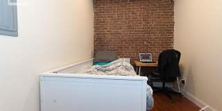 2 bed in Brookline Gallery 5