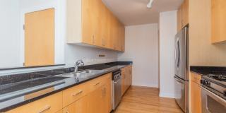 845 W ALTGELD Street Gallery 13