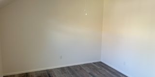 2545 E Spring St Unit 3 Gallery 16