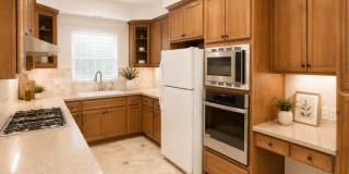 Charming Luxury Home near Downtown & Shopping Gallery 5