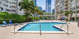 1420 Brickell Bay Dr Gallery 46