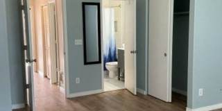 **Newly Upgraded Townhome** Gallery 19