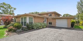 Updated 3 bed ranch in Glenview South / CCSD 34 school districts! Gallery 1