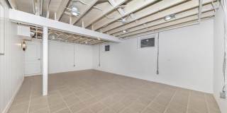 9504 VEIRS Drive Gallery 46