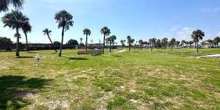 1/2 Block to the Beach & Main Beach Park! 1/2 Block to the Beach & Main Beach Park! Gallery 17